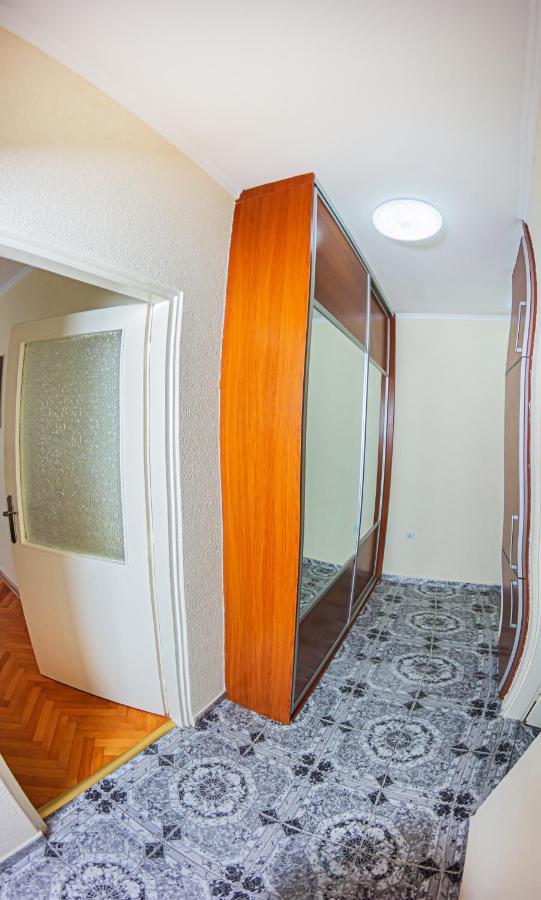 Apartment Emili City Center 바르 외부 사진