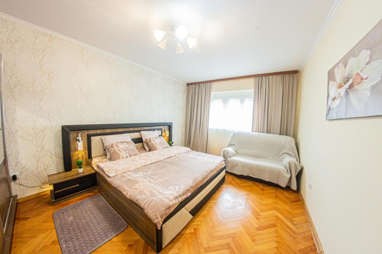 Apartment Emili City Center 바르 외부 사진